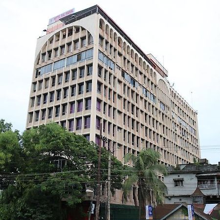 โรงแรมราชมาฮาล กูวาฮาติ ภายนอก รูปภาพ