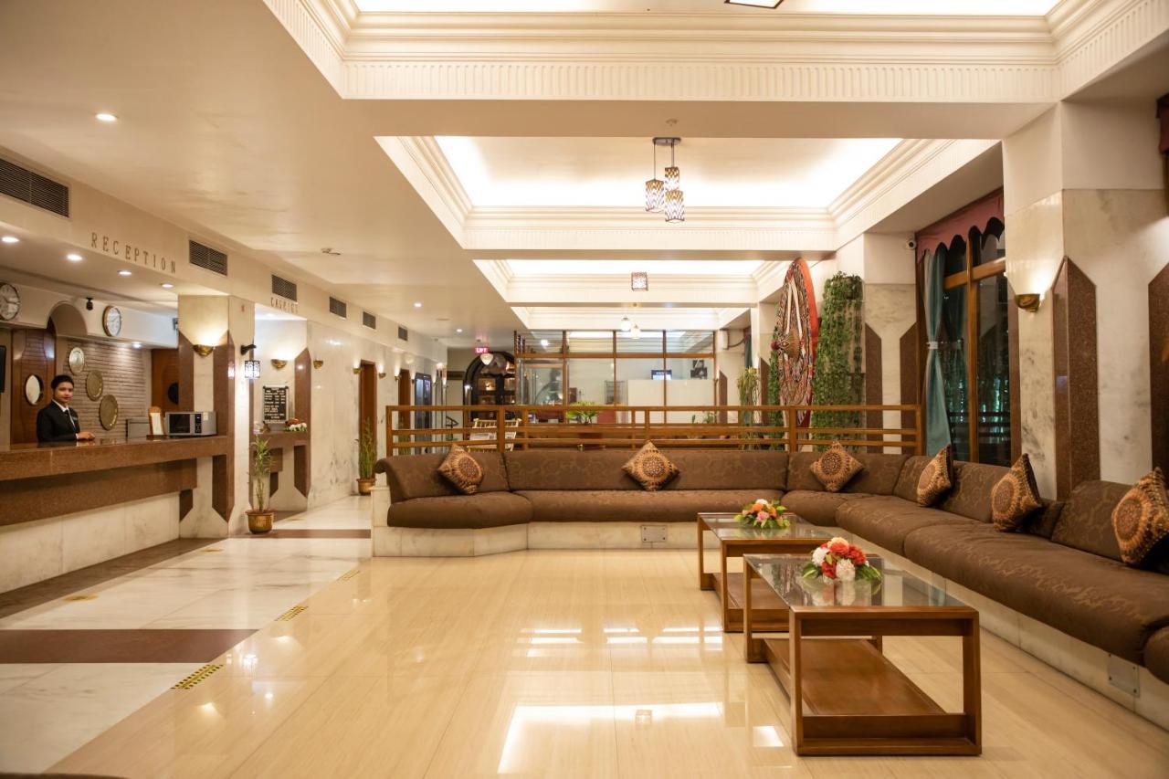โรงแรมราชมาฮาล กูวาฮาติ ภายนอก รูปภาพ