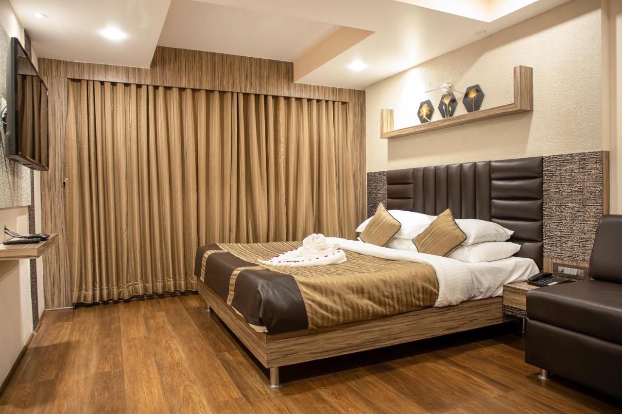 โรงแรมราชมาฮาล กูวาฮาติ ภายนอก รูปภาพ